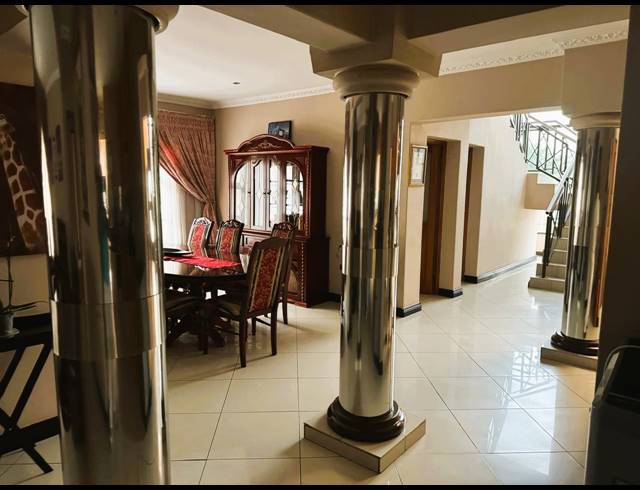 4 BEDROOM HOUSE FOR SALE IN VANDERBIJLPARK SE 8